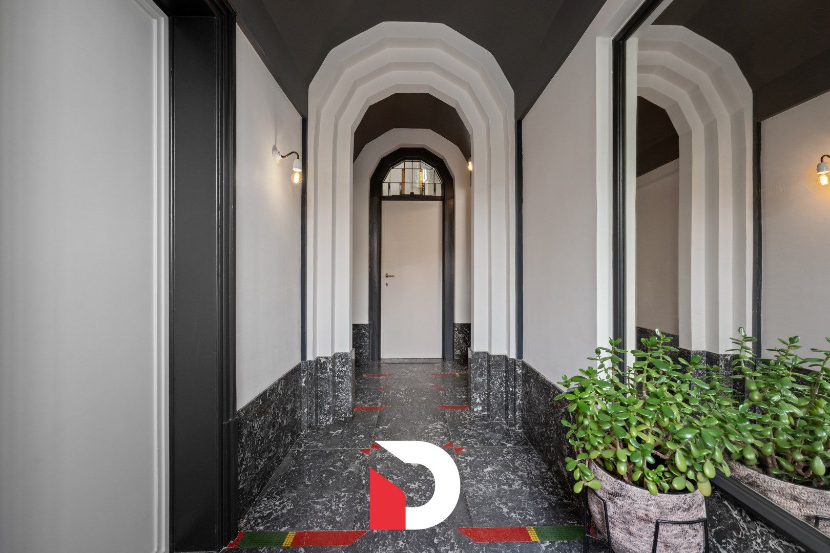 Modernistisch herenhuis te Kristus-Koning foto 3