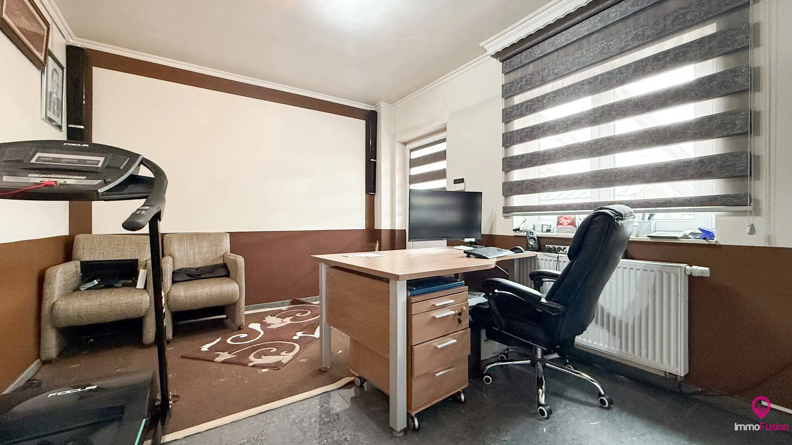 Ruime woning van 285m² met 5 slpks en apart bureel ruimte!  foto 15