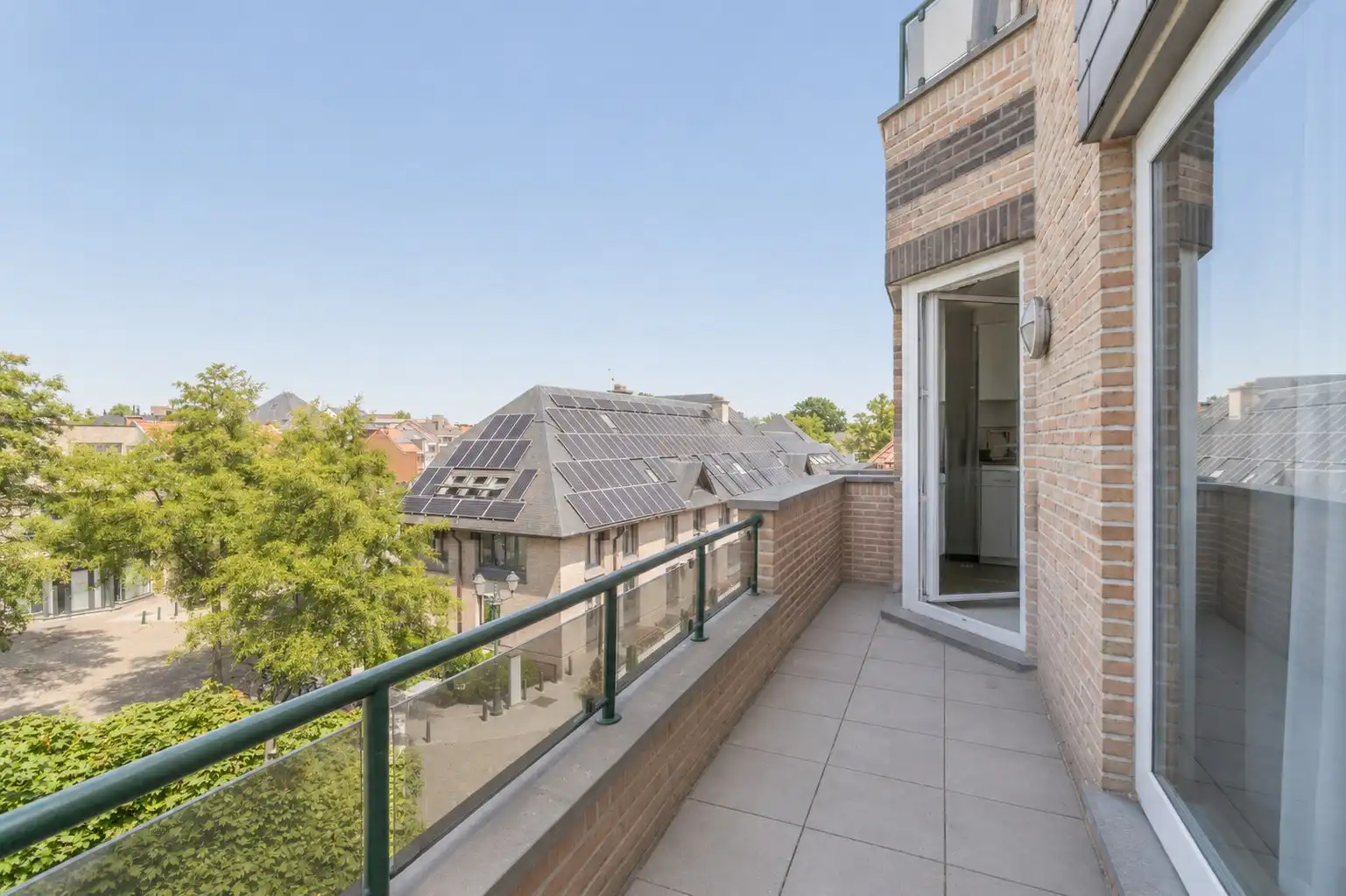 APPARTEMENT MET 2 SLAAPKAMERS, 2 TERRASSEN & GARAGEBOX! foto 8