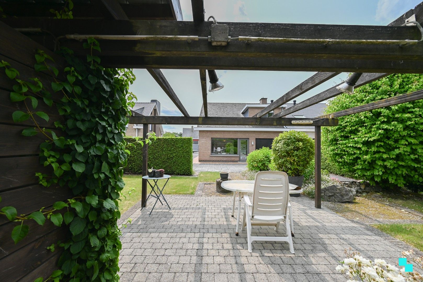 Rustig en aangenaam gelegen woning te Sint-Rafaelswijk Izegem foto 12