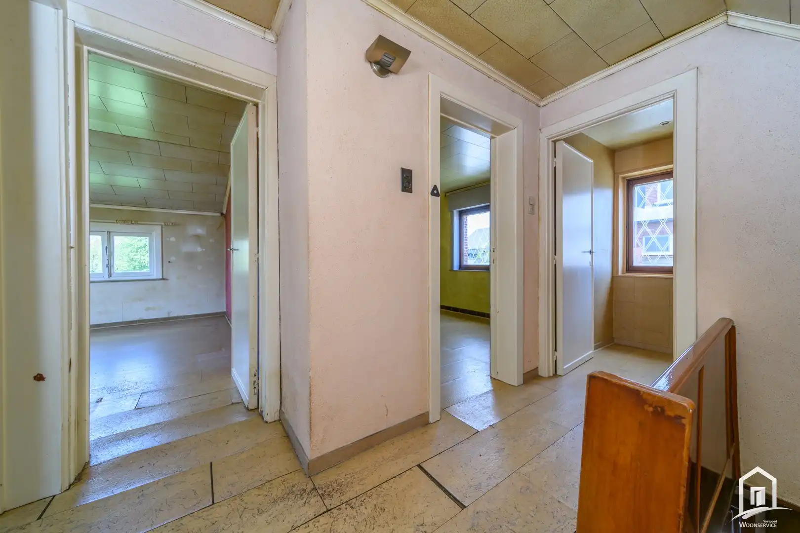 Te renoveren gezinswoning met 2 slaapkamers en ruime tuin foto 9