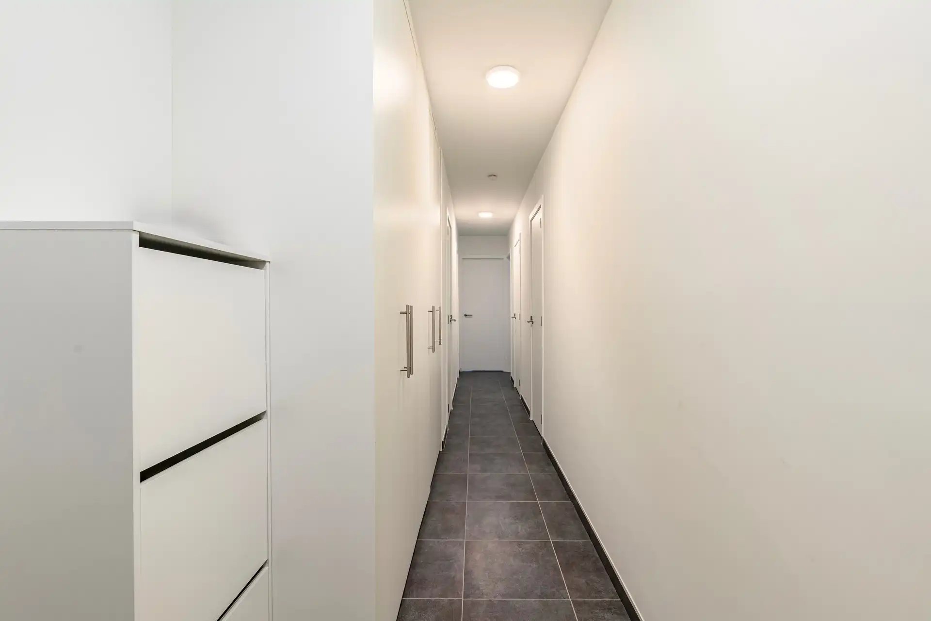 Modern en instapklaar 2 slaapkamer appartement in de Regattawijk met autostaanplaats foto 8