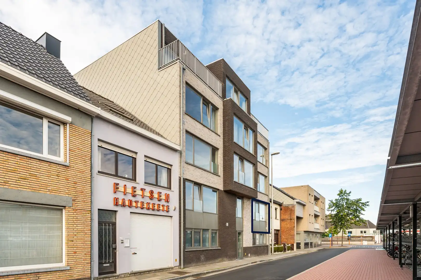 Goed onderhouden en energiezuinig 2-slaapkamerappartement aan station Aalter foto 2