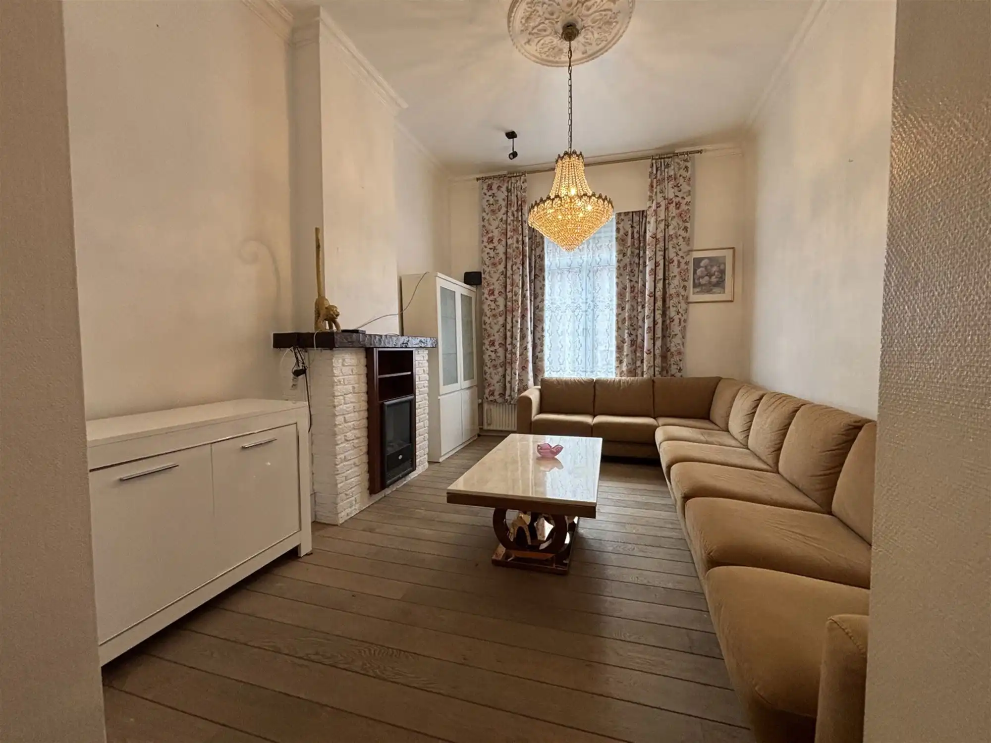 Bemeubeld appartement te huur! foto 2