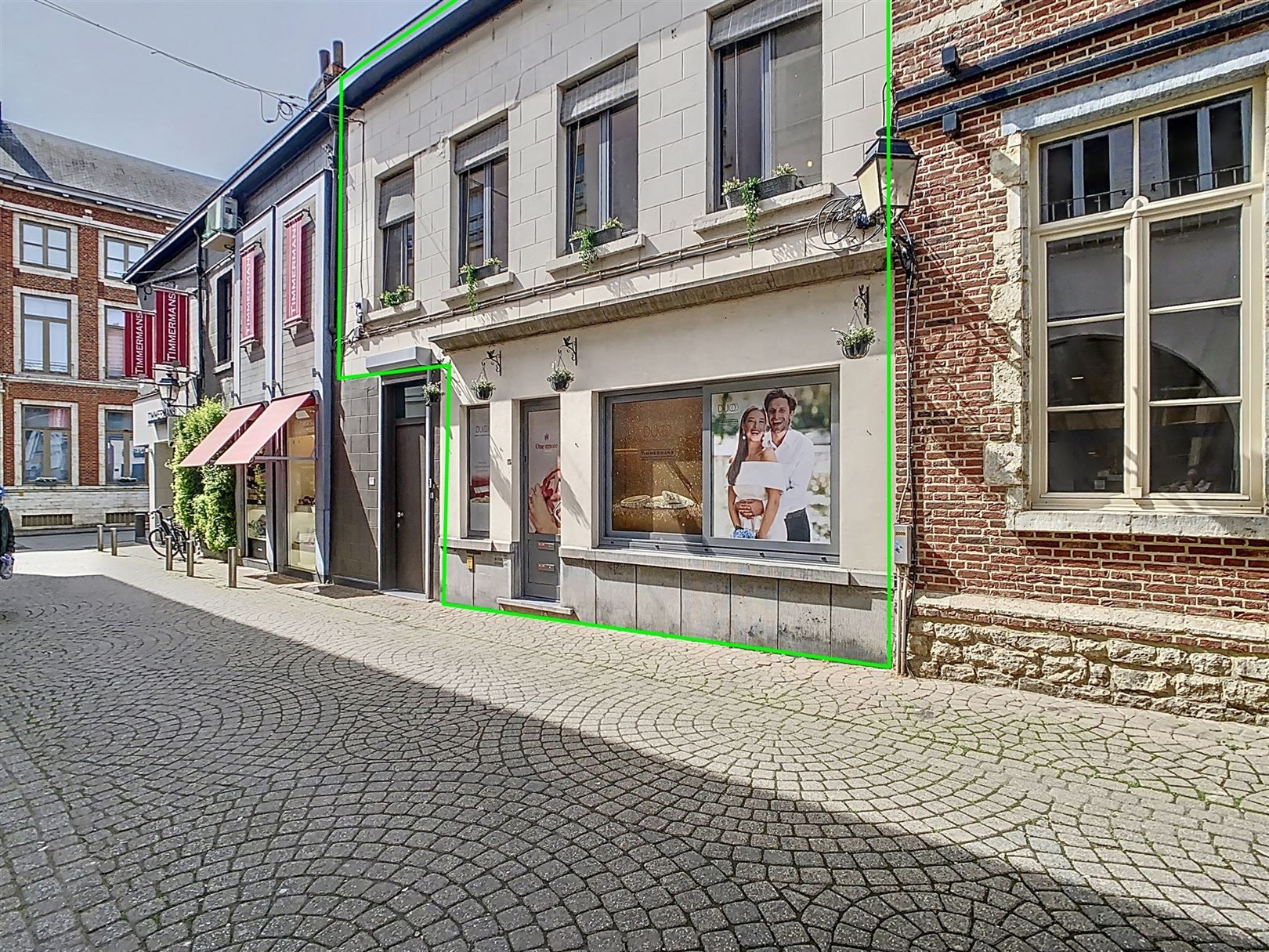 Stadswoning, 1 slpk en terras + optie handel foto {{pictureIndex}}