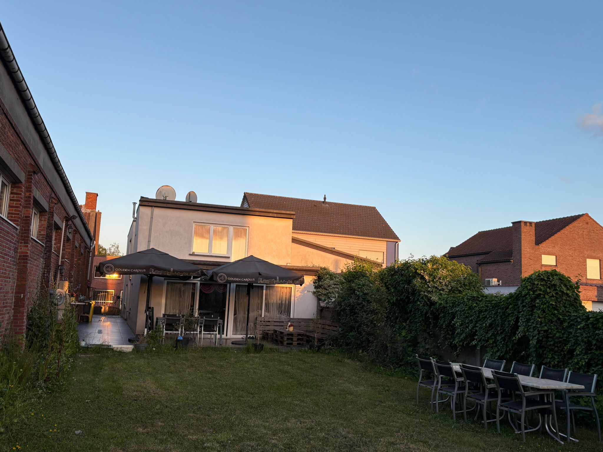 Instapklaar 263m² 2 badk 3 slpk foto 17