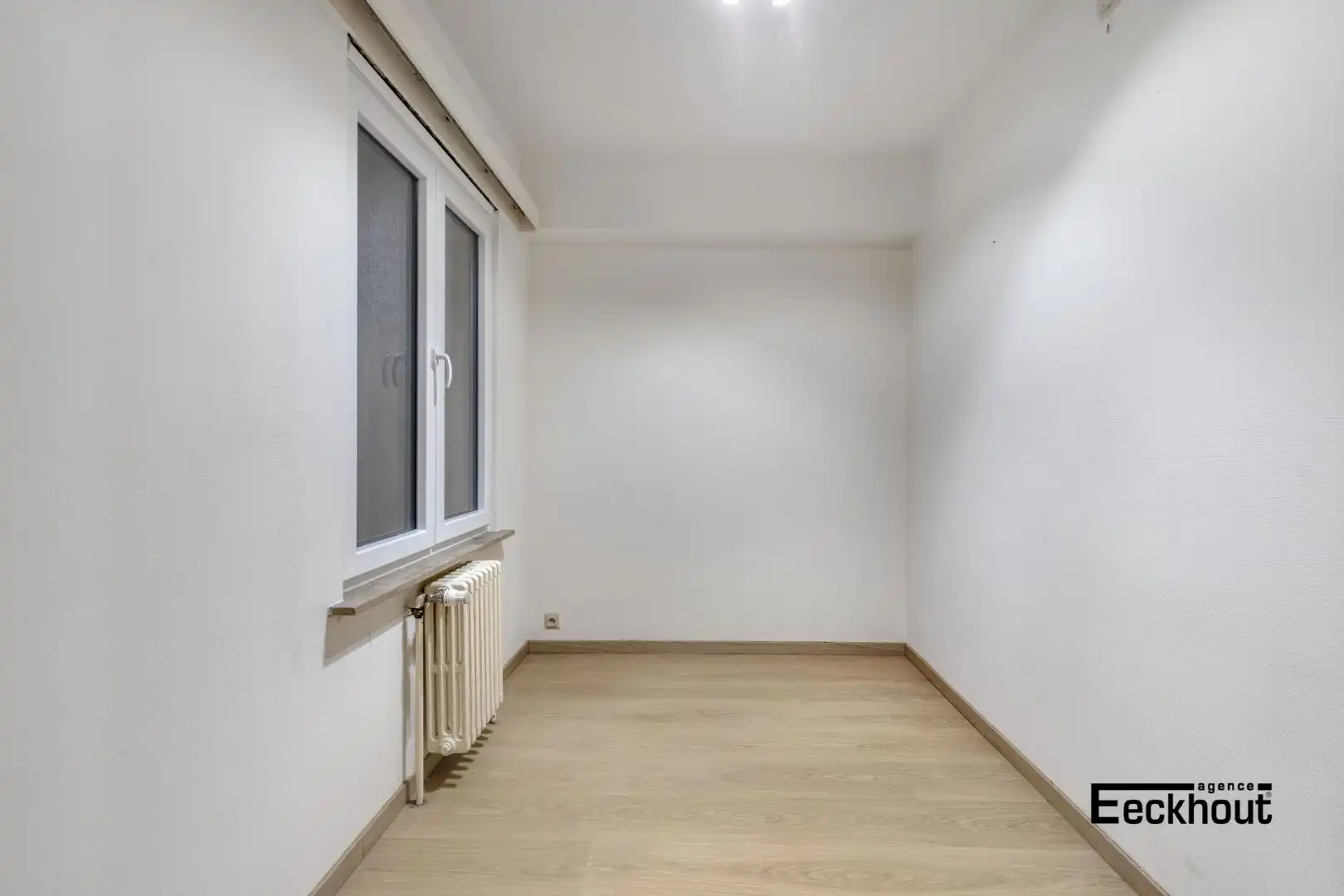 Ruim instapklaar appartement met 3 slaapkamers in centrum Oostende, met fietsenberging en dicht bij strand!  foto 12