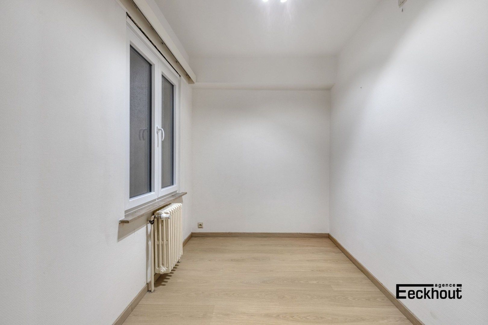 Ruim instapklaar appartement met 3 slaapkamers in centrum Oostende, met fietsenberging en dicht bij strand!  foto 12