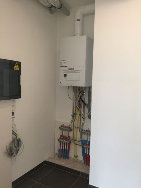 Uitstekend gelegen 2-slpk appartement met terras, autostaanplaats en kelderberging foto 10