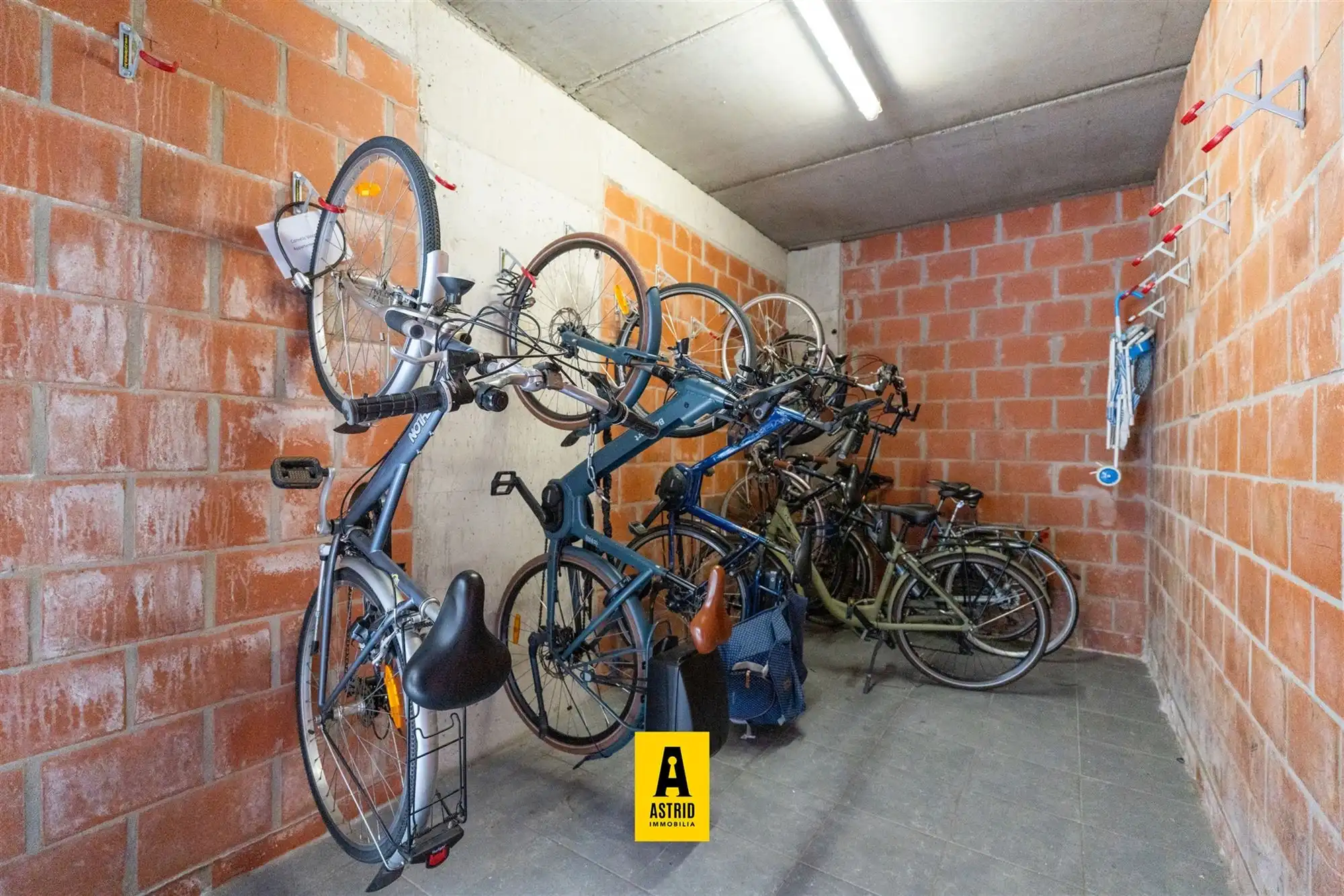 Schitterend hoekappartement op toplocatie! foto 23