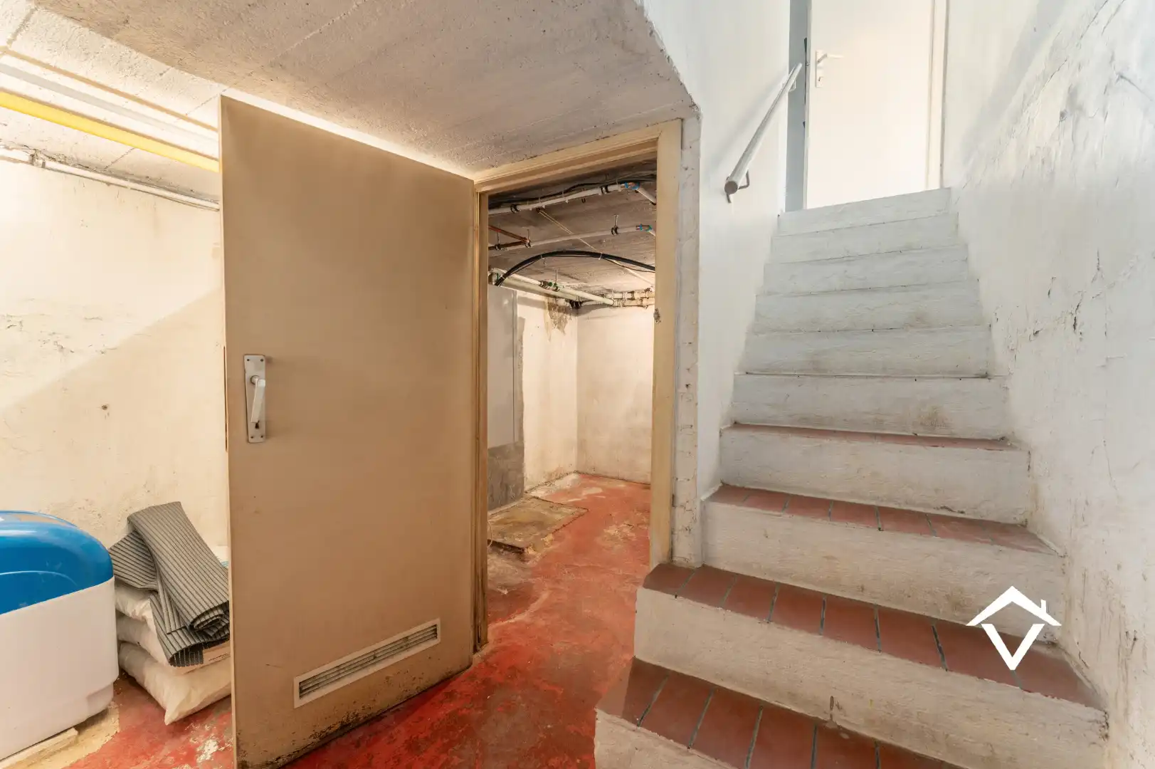 Woning met 4 slaapkamers en garage te Koekelare foto 11