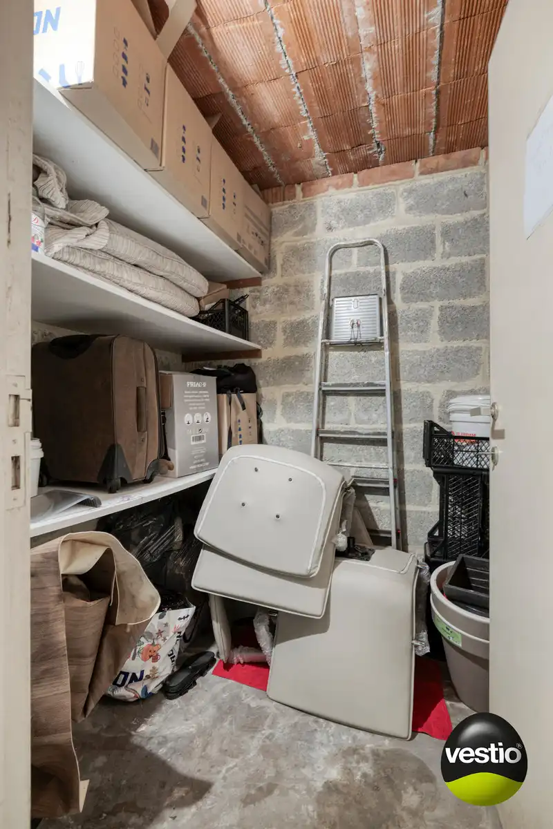 APPARTEMENT 90M² MET 2 SLK GELEGEN IN CENTRUM HOESELT. foto 15