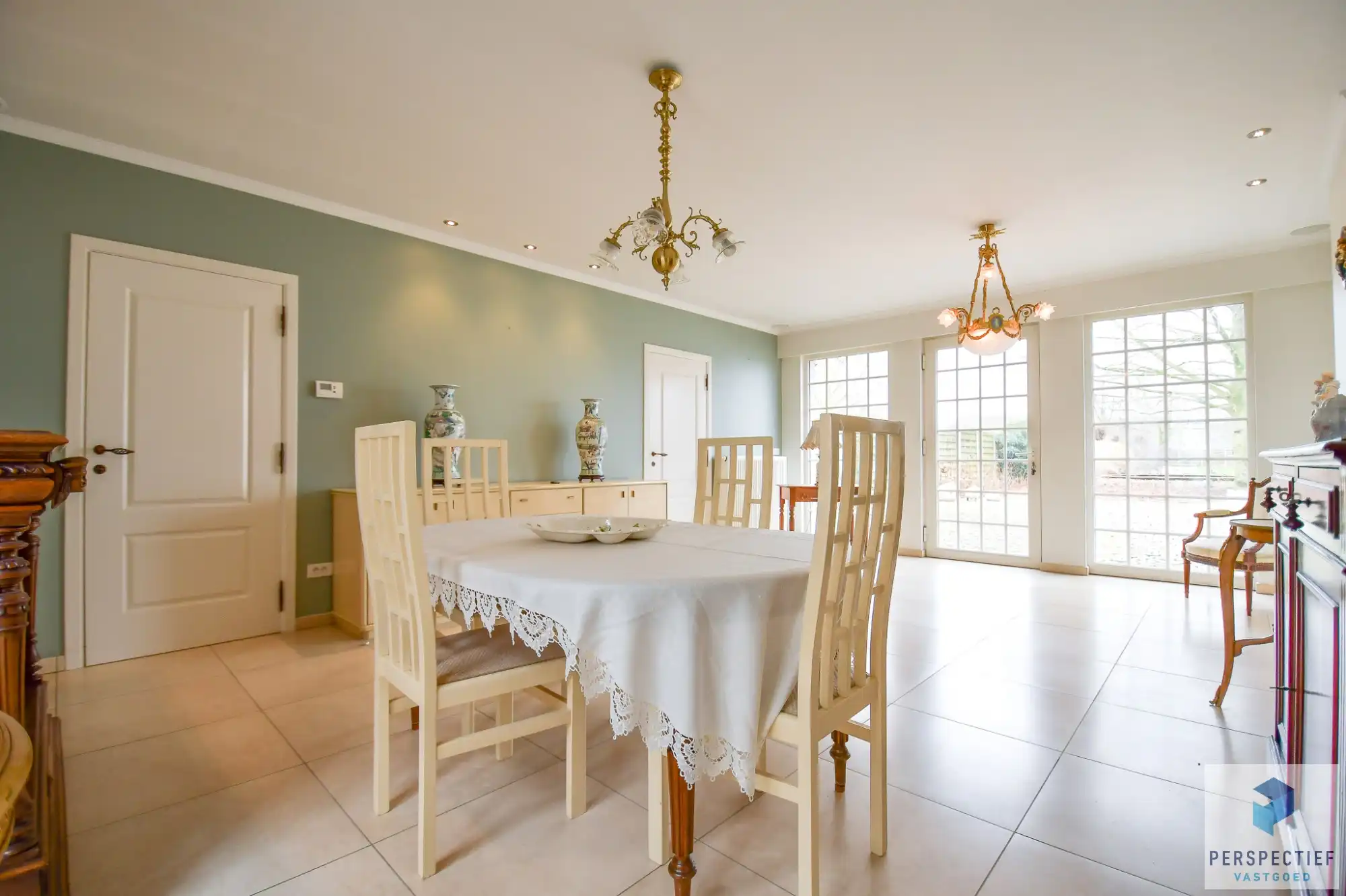 BEZOEKMOMENT ZATERDAG 28/02 VAN 16U TOT 17U30 |&nbsp;Karaktervolle grote (320m²) woning met prachtige tuin op 1300m² foto 11