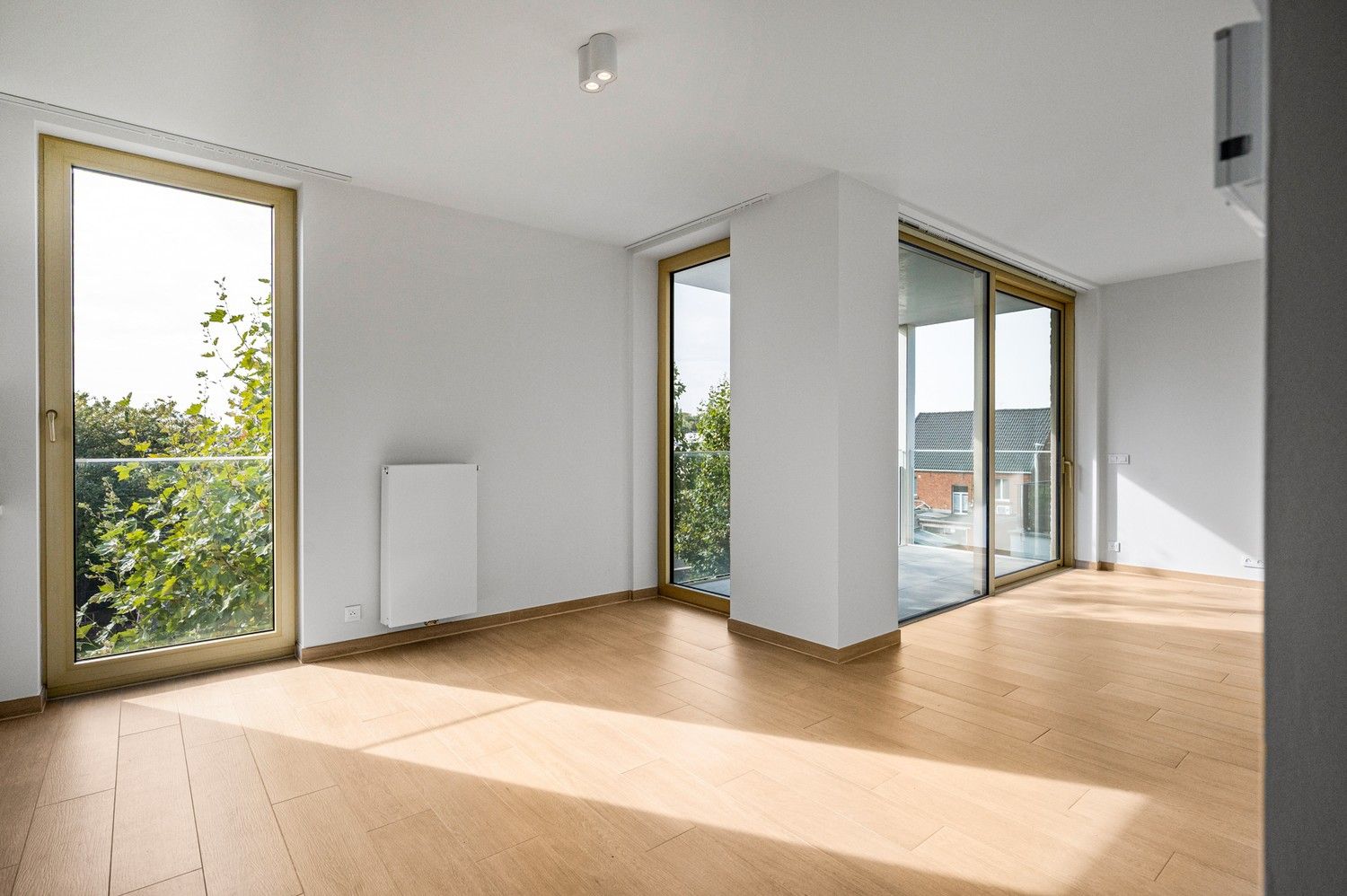 Modern 1-slaapkamer BEN appartement met een terras en autostaanplaats te Kapellen! foto 13