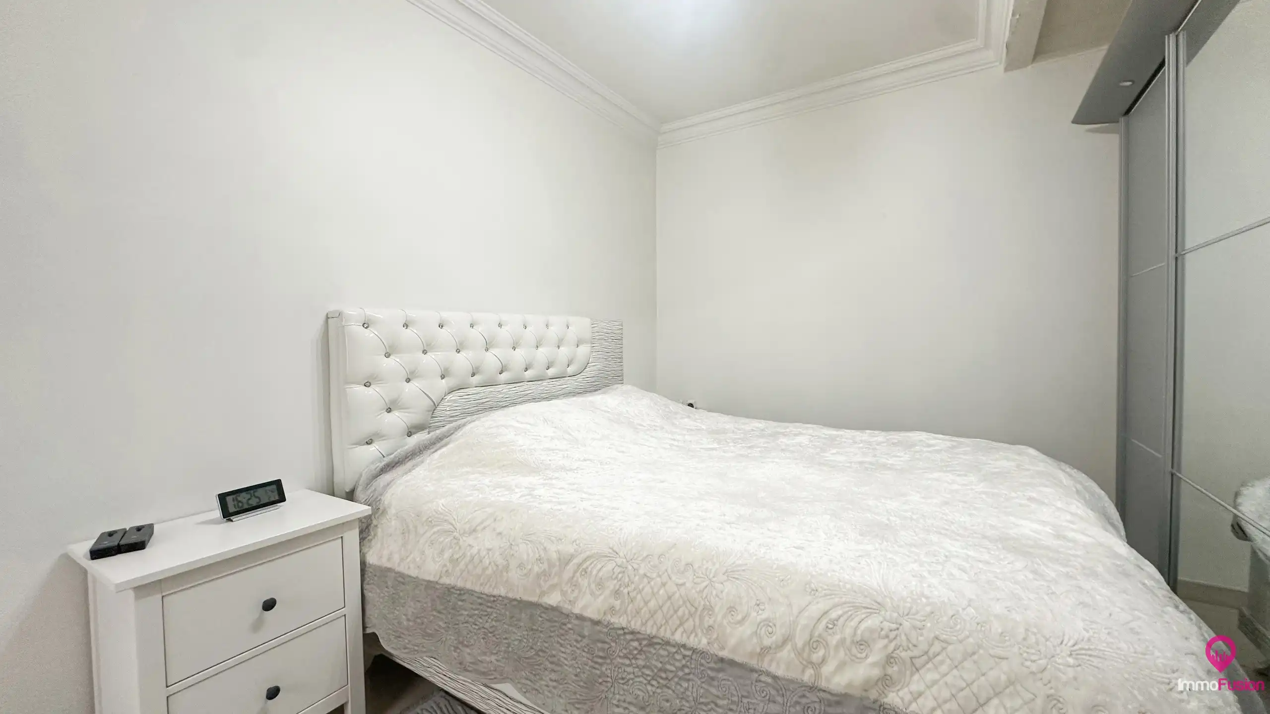  Handelspand met gerenoveerd appartement en kangoeroewoning! foto 11