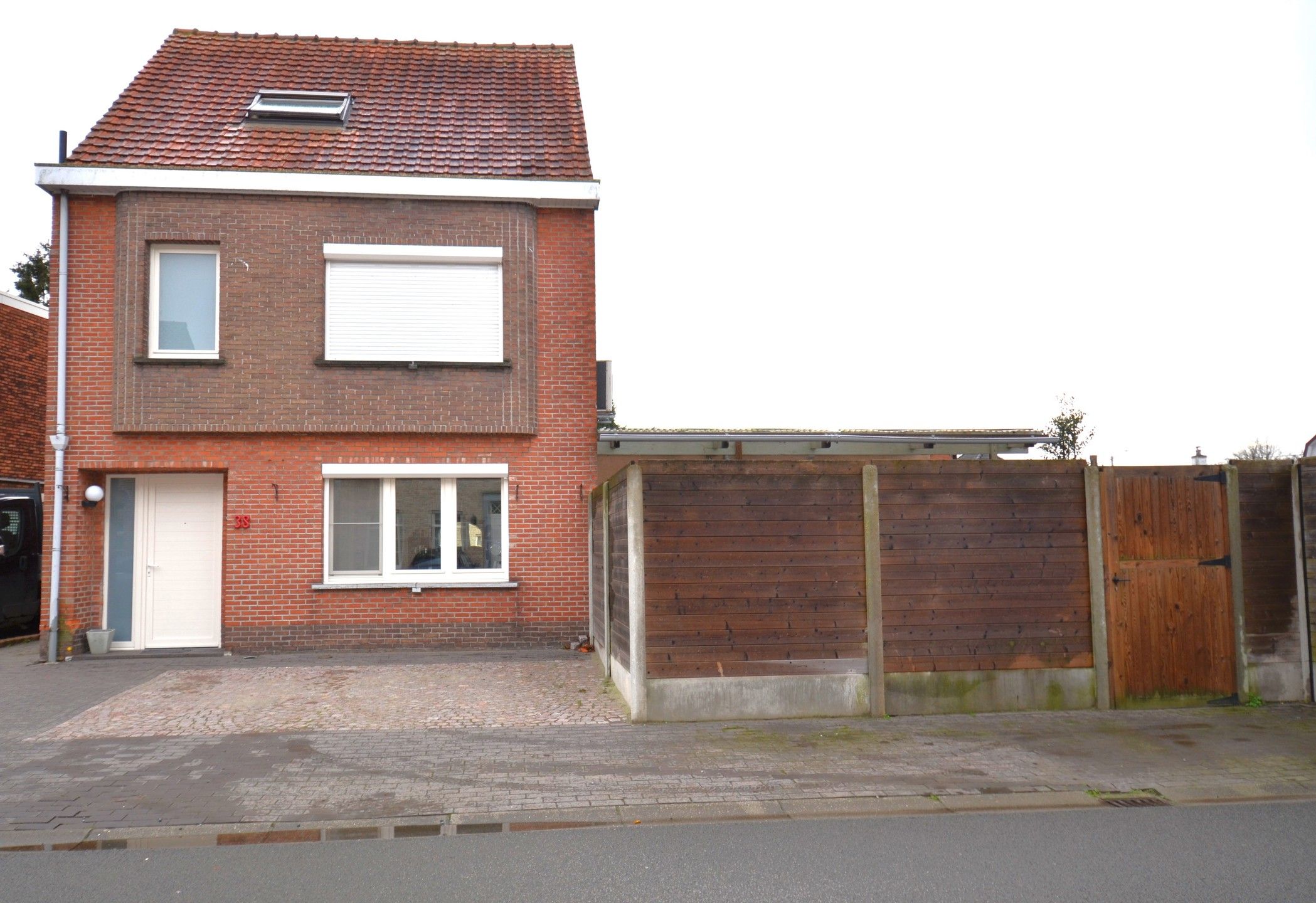 ()=>{if(producerUpdateValueVersion(node),producerAccessed(node),node.value===ERRORED)throw node.error;return node.value} Willibrordusstraat 38 - 2560 Nijlen