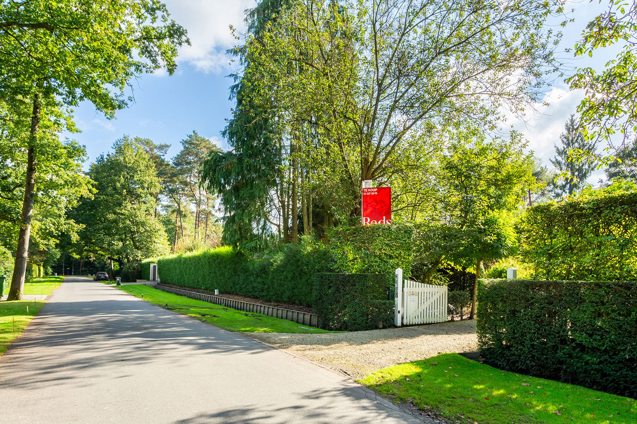 Prachtige Rieten Dak Villa op Toplocatie in 's Gravenwezel foto 2