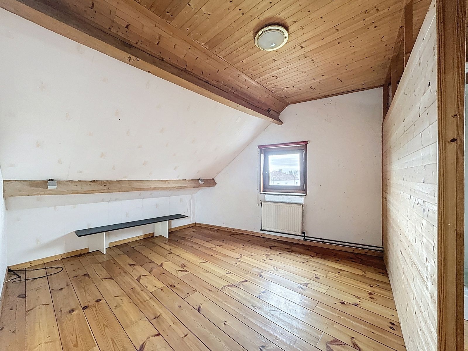 Woning mét hangaars en tuin foto 25