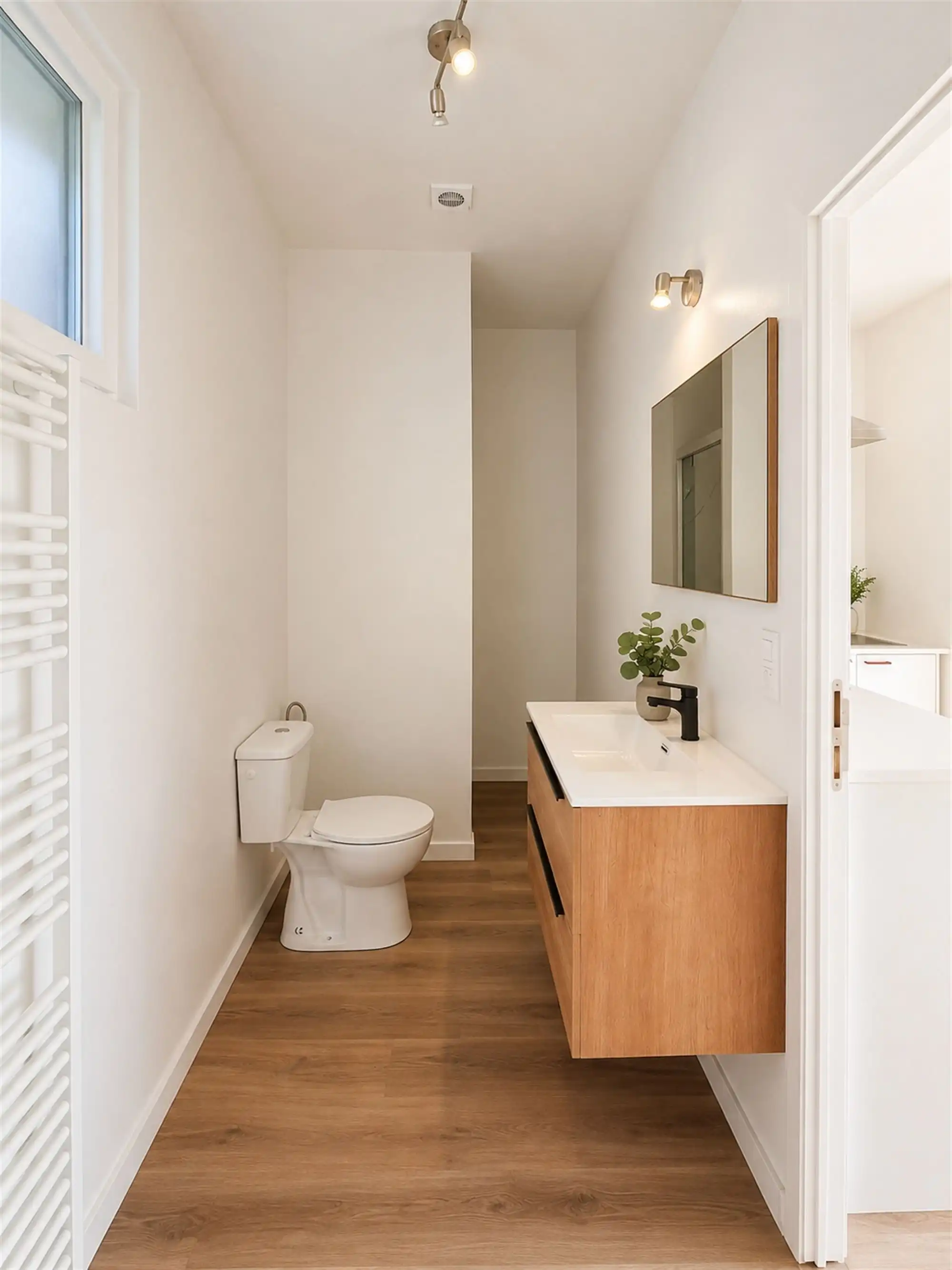 Instapklare gerenoveerde studio te Antwerpen foto 5