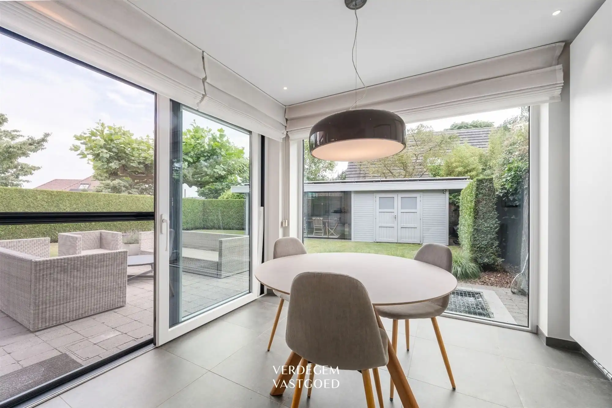 Knappe woning met 3 slaapkamers en geniettuin in het centrum van Evergem foto 13
