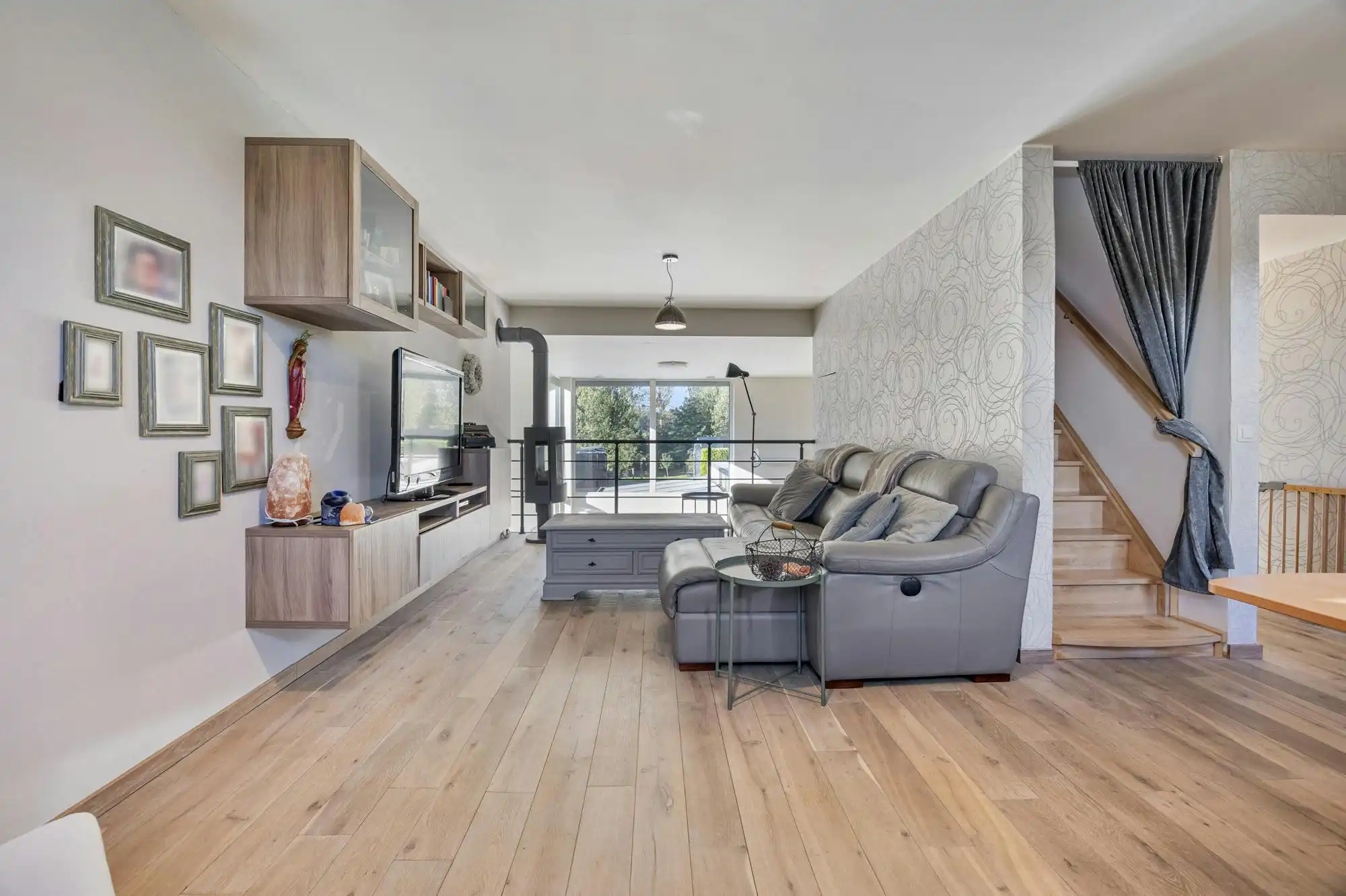 Rustig gelegen energiezuinige woning met ruime tuin foto 3