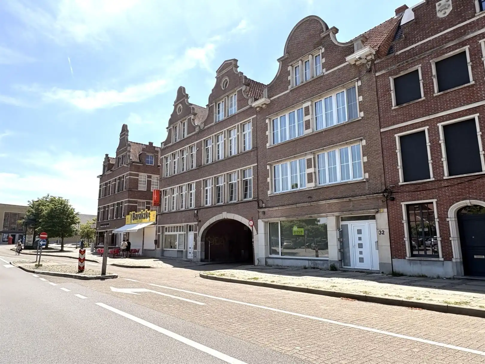 Instapklare volledig gerenoveerde kantoorruimte in karaktervol gebouw met mooie gevel op toplocatie in hartje Dendermonde foto 14