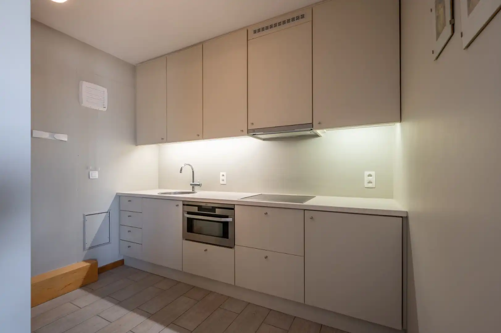 Centraal gelegen appartement met FRONTAAL ZEEZICHT foto 9