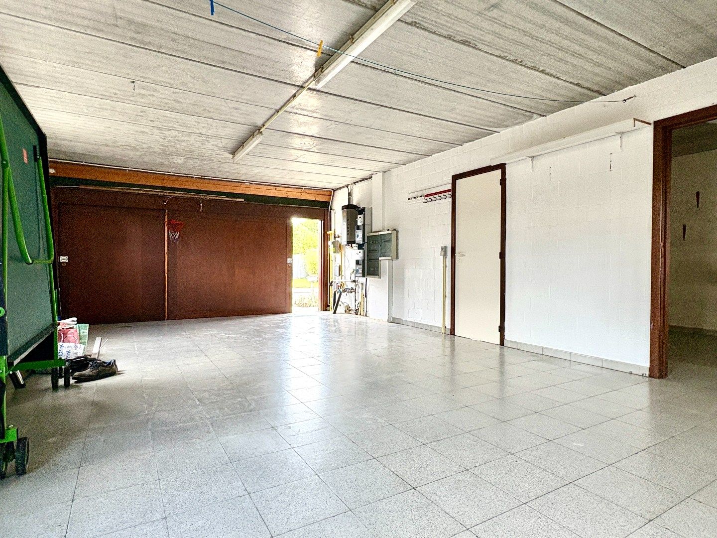 Alleenstaande woning met 4 slaapkamers, dubbele garage foto 11