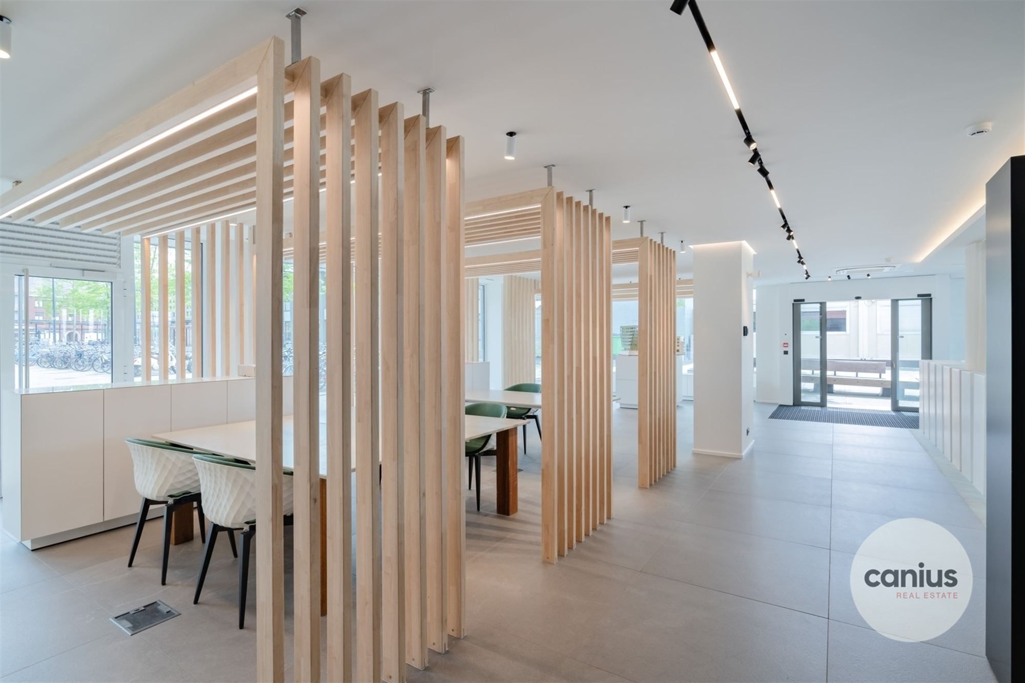 Kantoorruimte op toplocatie in Landen foto 13