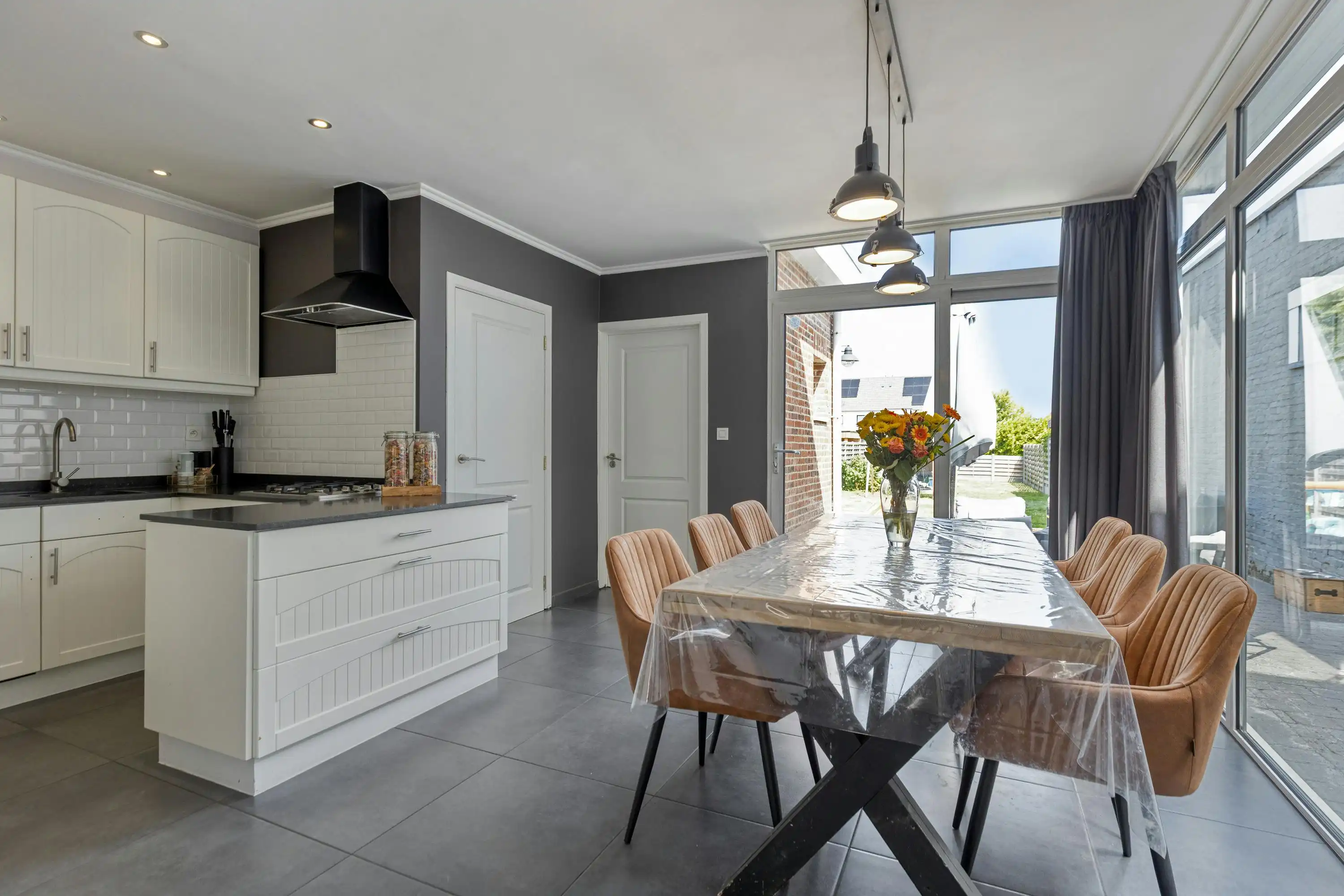 Gerenoveerde woning in centrum Essen te koop foto 7