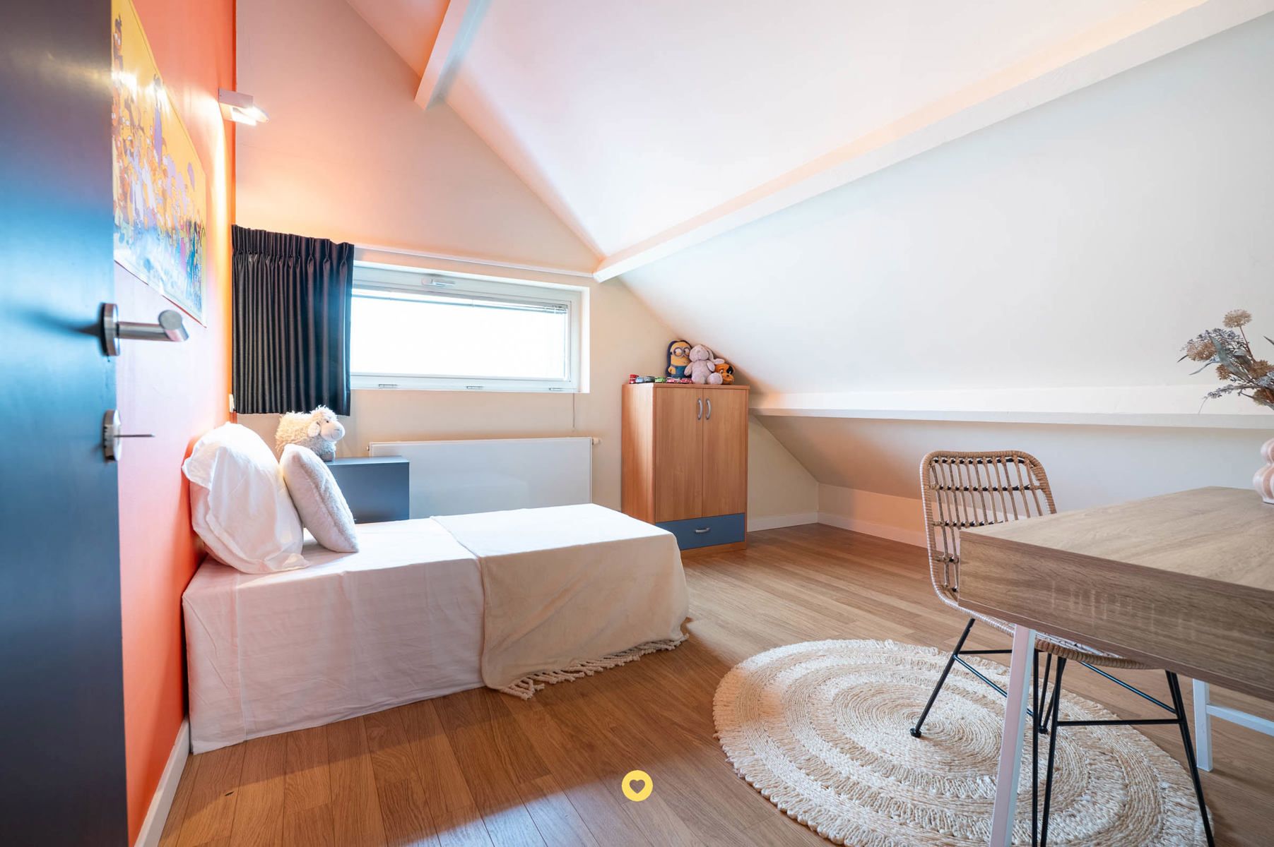 Rustig gelegen instapklare HOB met 4 SLK's, bureau en tuin foto 16