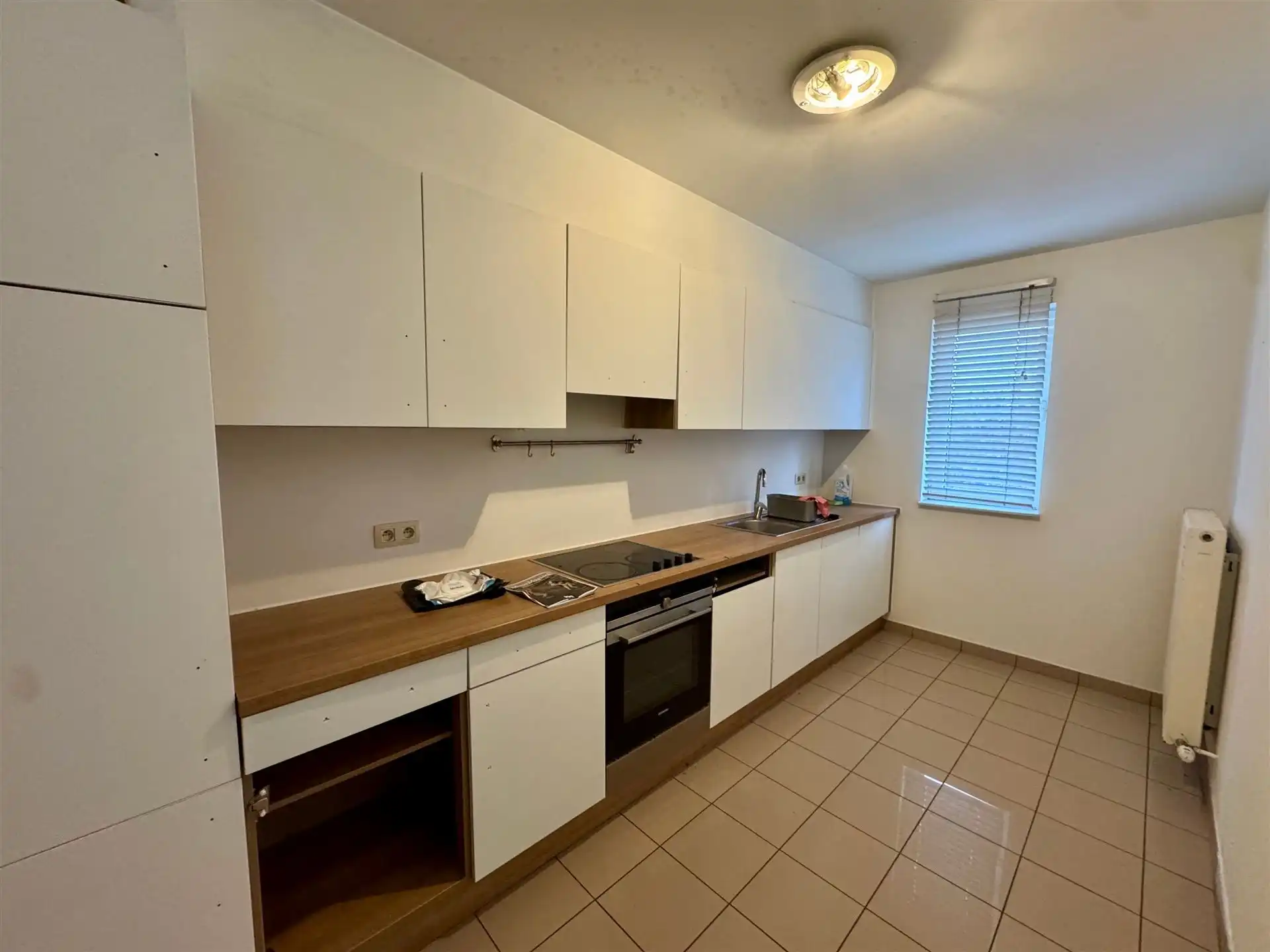 Ruim appartement met 2 slaapkamers en groot terras foto 4