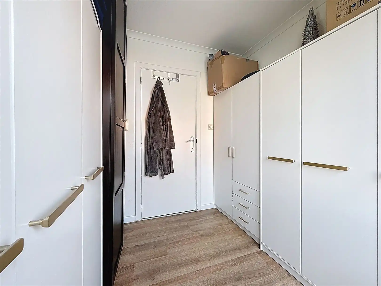 Open bebouwing, 3 slpks, tuin, terras, garage, 8a 67ca foto 26