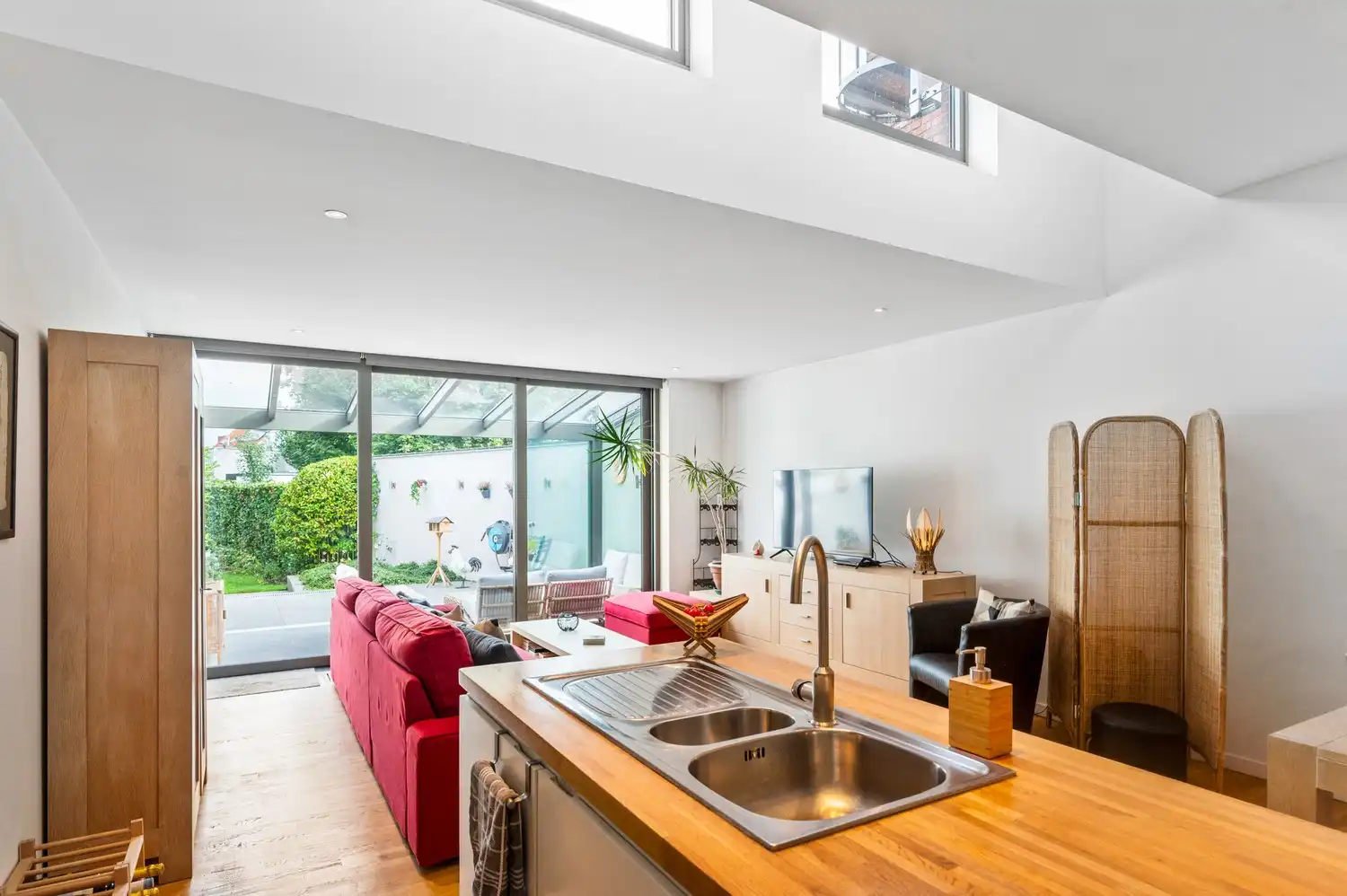 Instapklare woning met 3 slpkrs en tuin te Wilrijk foto 5