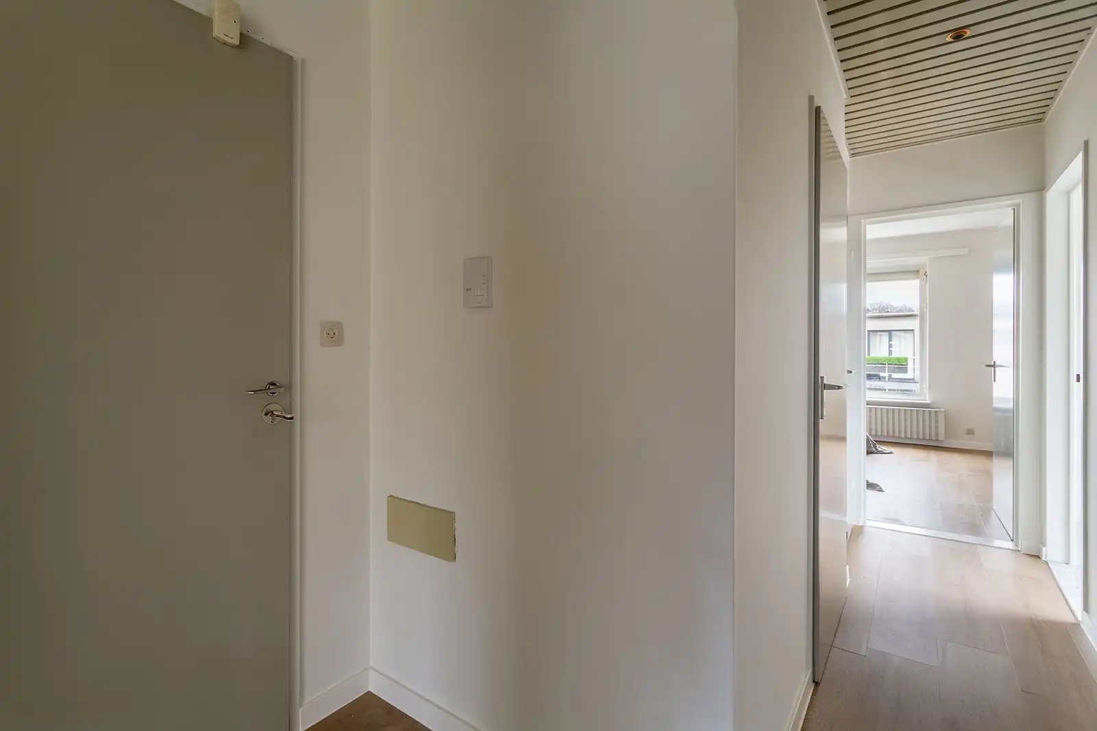 Appartement met 2 slpk., garage en rustgevend groen uitzicht foto 16