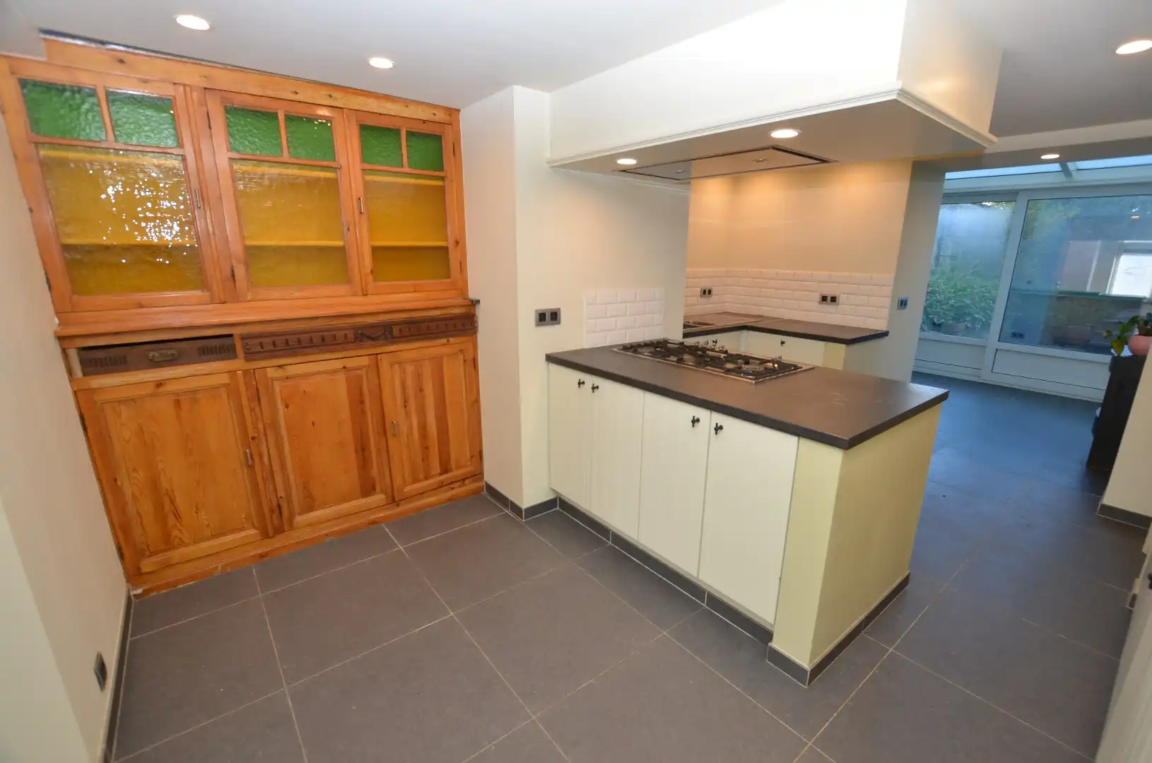 Gerenoveerd ruim woonhuis foto 8