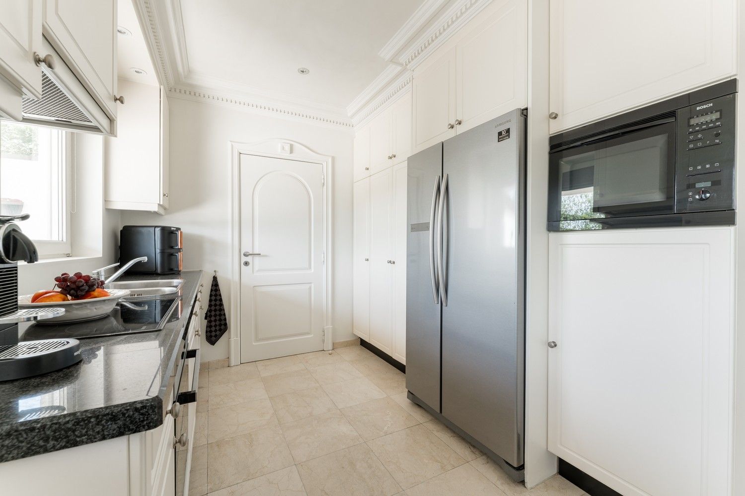 Villa landhuis op een gunstige locatie vlakbij de Nederlandse grens! foto 13