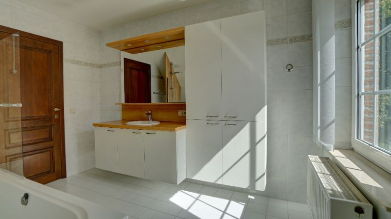 Landhuis van 172m² op 6 are 30 ca met zeer mooie tuin foto 28
