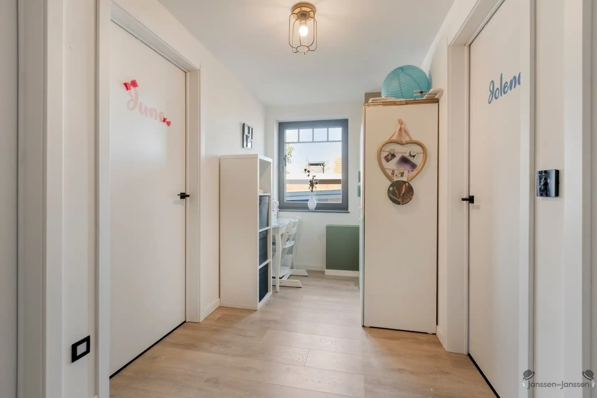 Ruime en energiezuinige woning met 5 slaapkamers en E-peil -6 foto 15