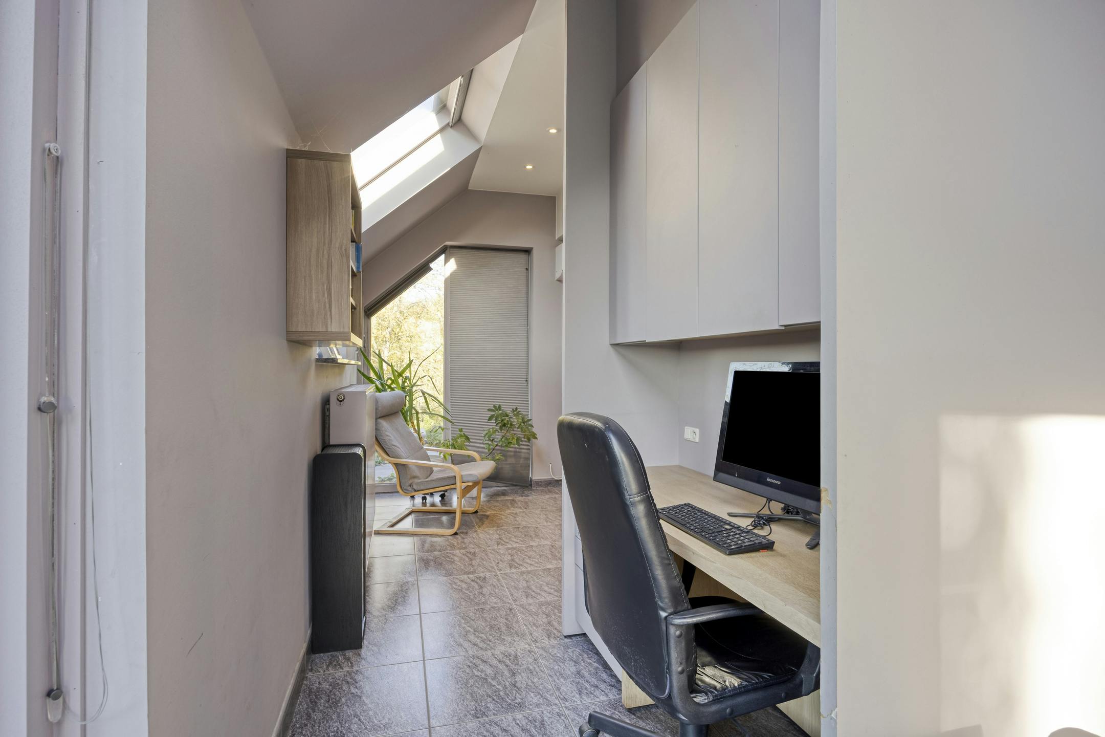 Woning met 6 kamers en fenomenaal uitzicht te koop in Brakel foto 6