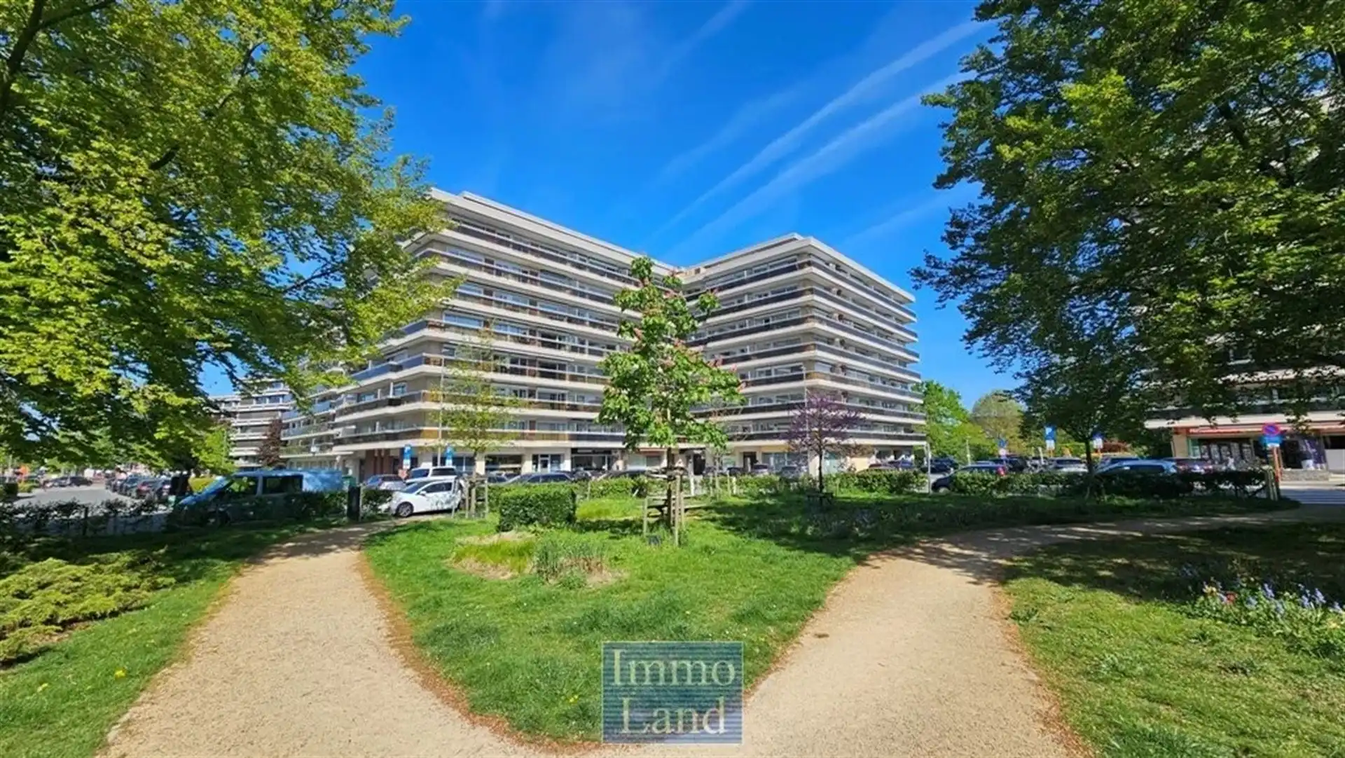 Knap gerenoveerde appartement met 1+1 slaapkamer foto 2