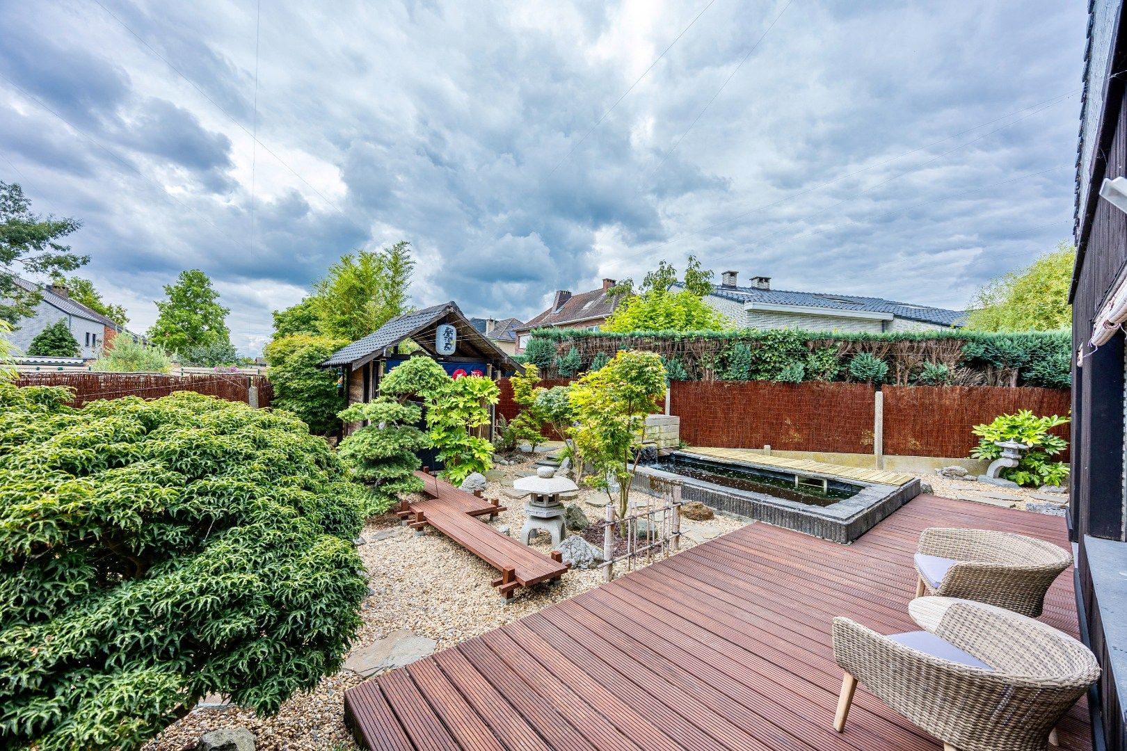 Ruime bungalow te koop met 2 slpk, garage en tuin foto 11