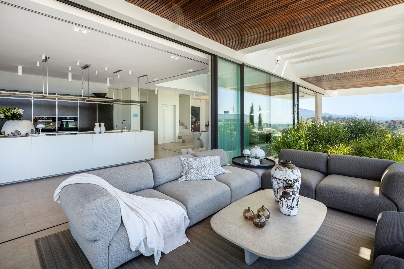 Eigentijdse villa met panoramisch uitzicht in La Quinta, Benahavís. foto 13