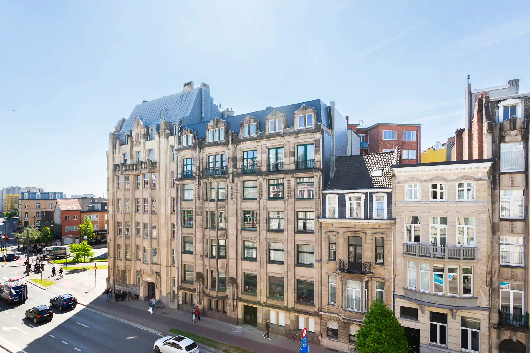 Ruime loft met 2 slaapkamers op centrale locatie foto 2