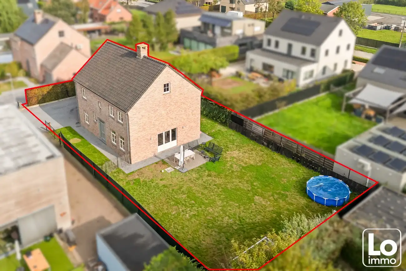 Instap klare ruime open woning met inpandige garage en een zuid georiënteerde tuin op een toplocatie nabij het centrum van Lochristi! foto 29