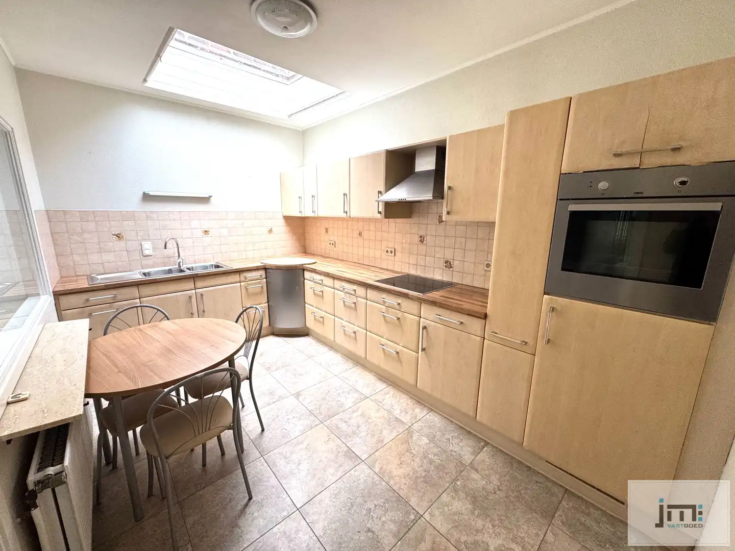 Gezellige stadswoning in het centrum van Sint-Truiden foto 4