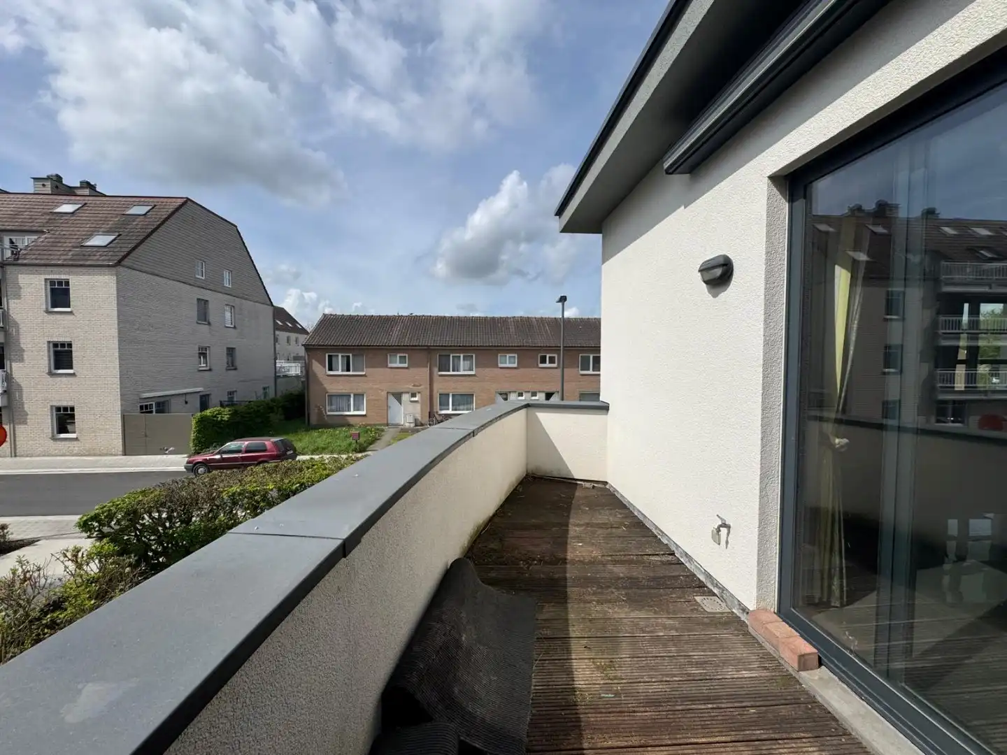 TE HUUR - Op zoek naar een ruim appartement in hartje Merchtem? Welkom Home! foto 5