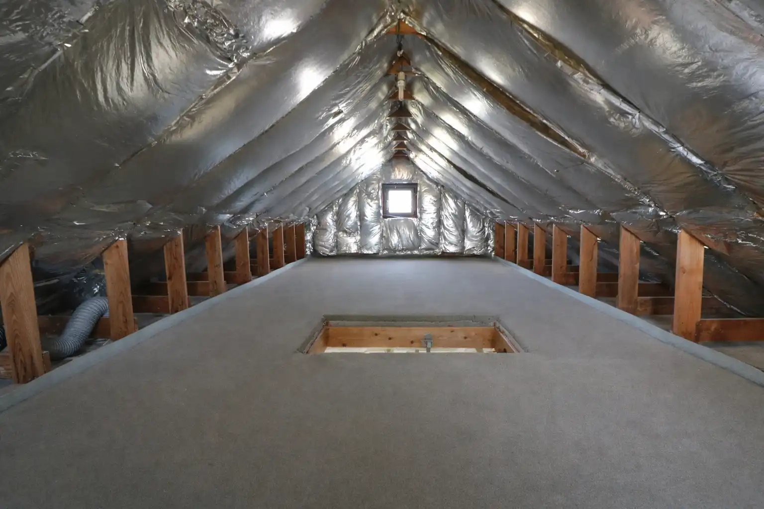 Recente woning met 3 grote slaapkamers, mooie tuin en mogelijkheid tot aankoop carport.  foto 13