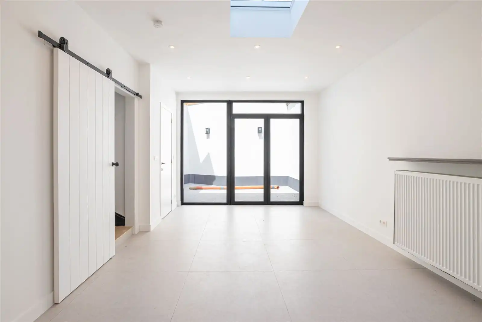 Gerenoveerde woning in centrum Zottegem. foto 4