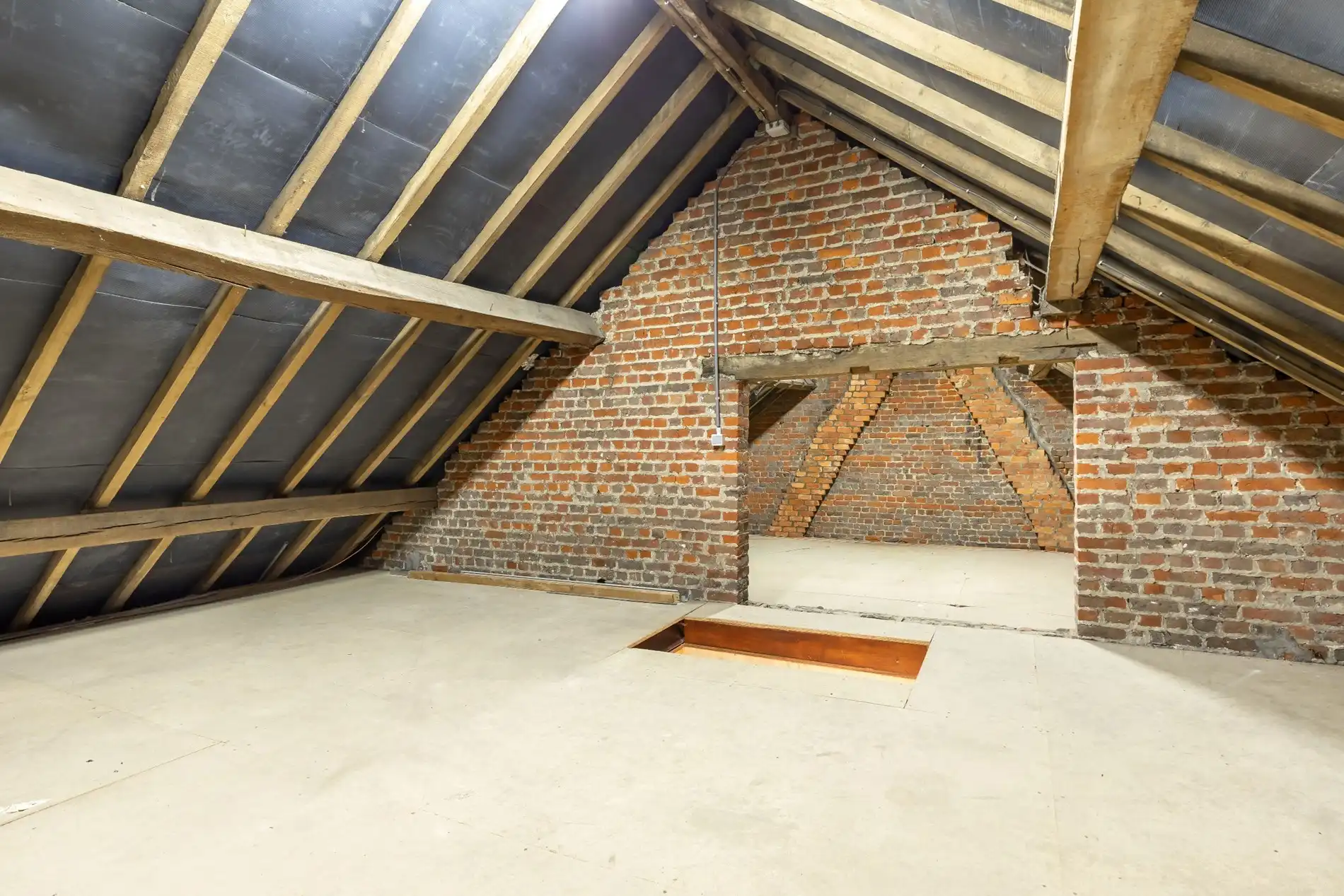 Prachtig gerenoveerde woning te Linden! foto 16